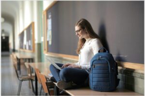 Read more about the article Best Laptop Backpacks for Women: Ultimate Guide for 2024